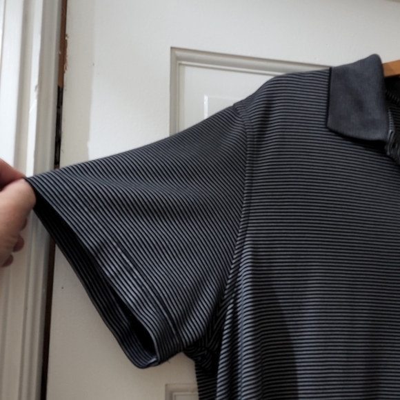 MENS Shirt - Picture 2 of 6